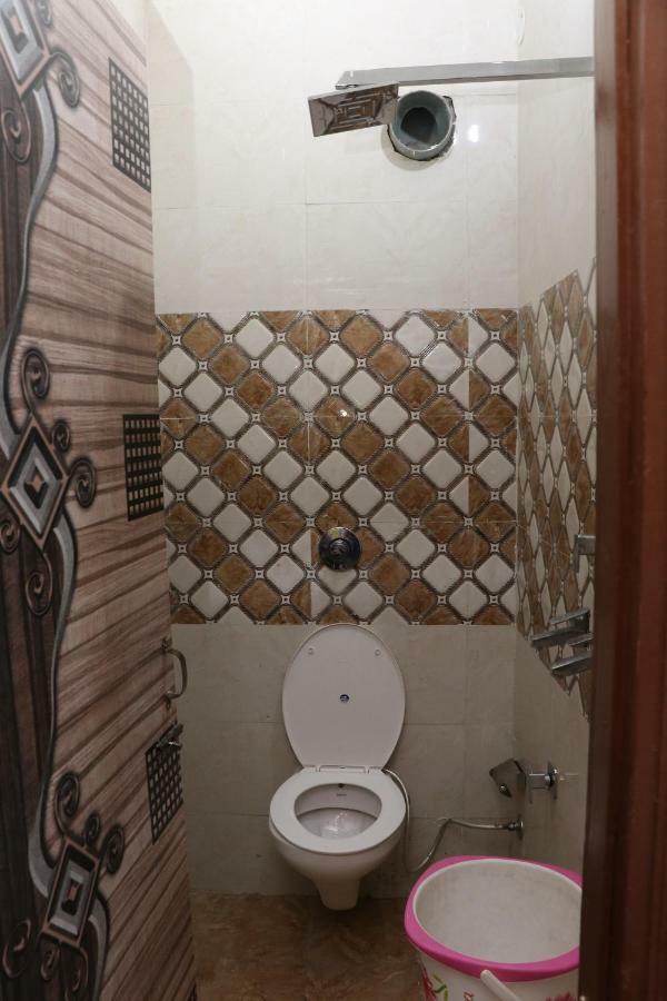 Hotel Punjabi Niwas Amritsar Exterior foto