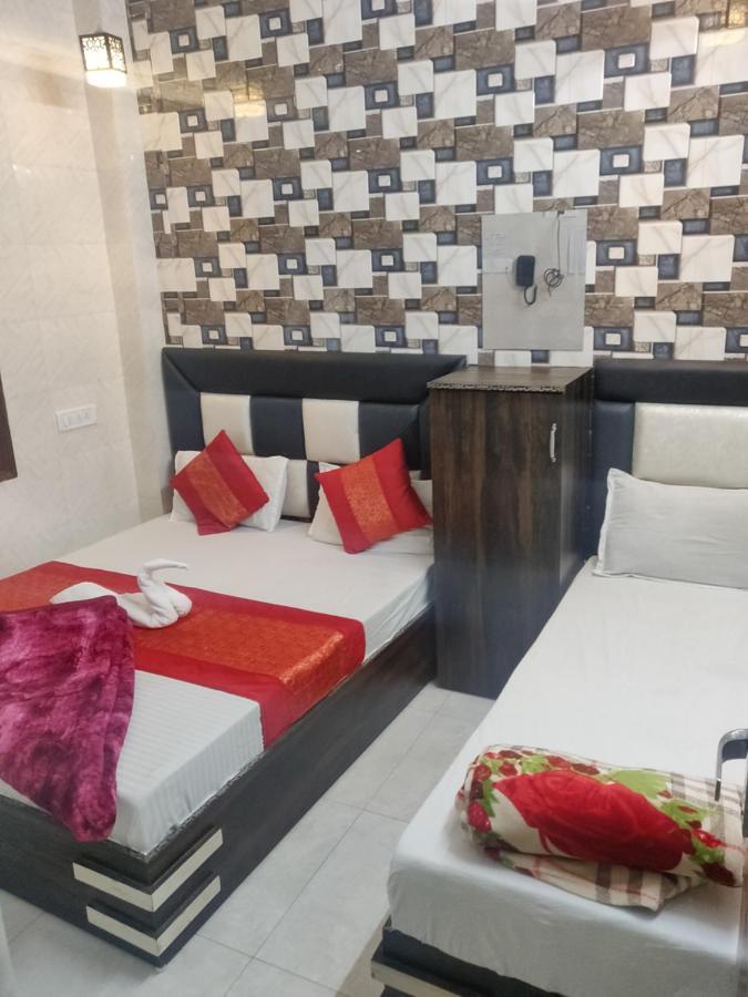 Hotel Punjabi Niwas Amritsar Exterior foto